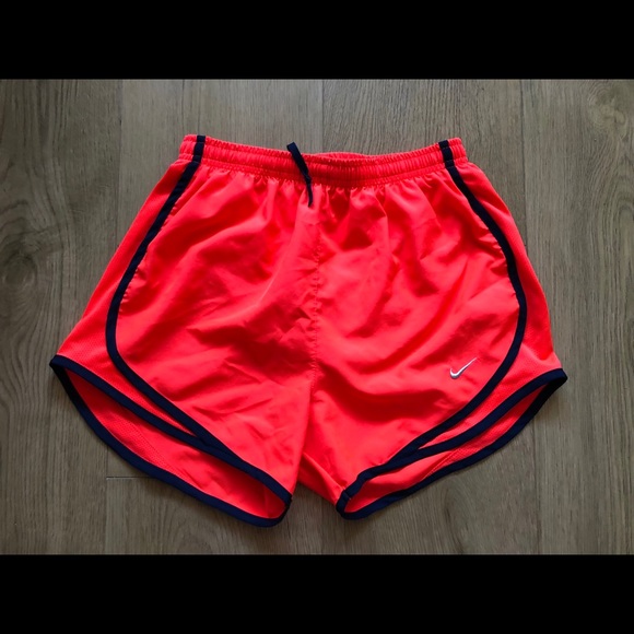 Nike Orange Shorts - Picture 1 of 4